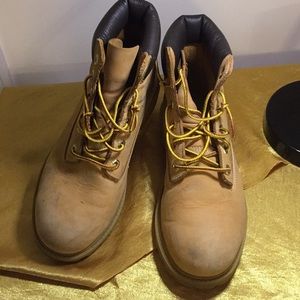 Timberland 💩kickers